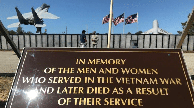 ‘It brings a tear to your eye:’ Vietnam traveling memorial wall visits Warner Robins